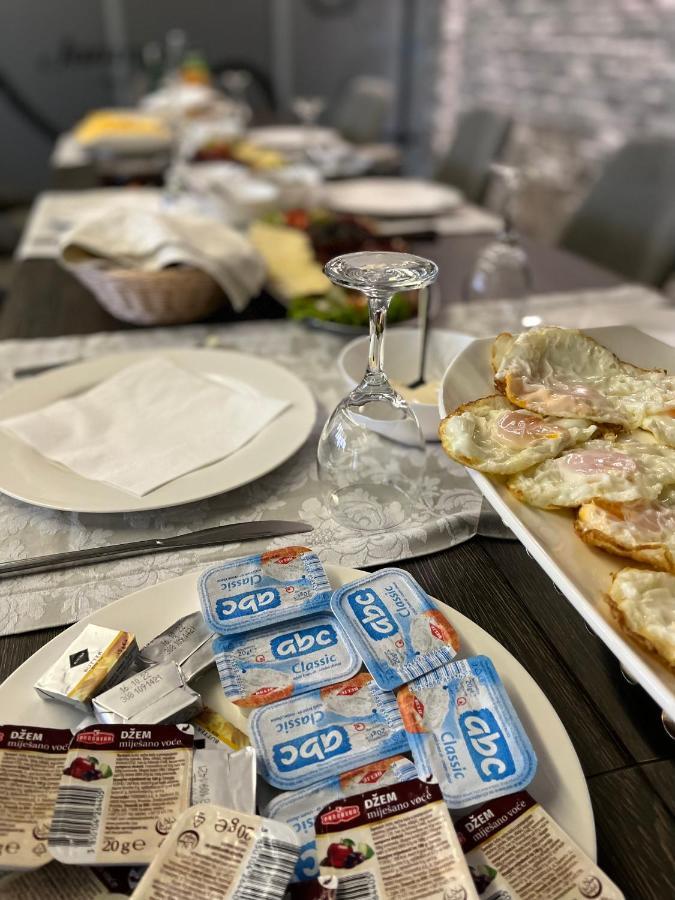 ווקובאר Maestro - Rooms & Restaurant מראה חיצוני תמונה